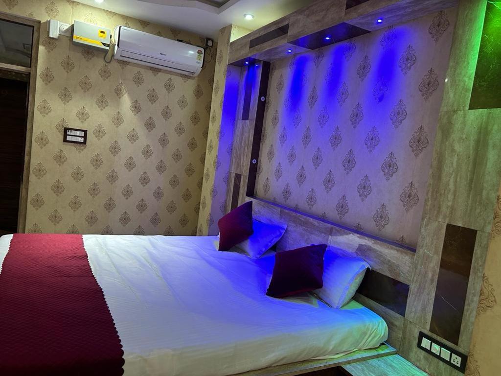Buxar Hotel Shyam Inn מראה חיצוני תמונה