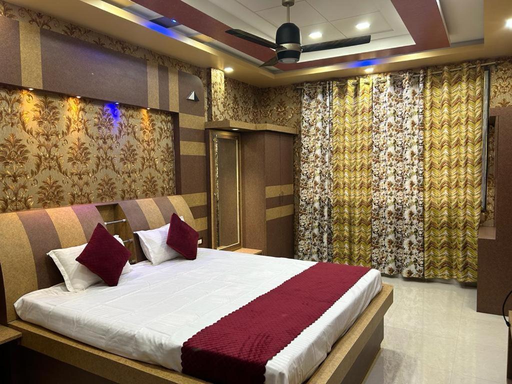 Buxar Hotel Shyam Inn מראה חיצוני תמונה