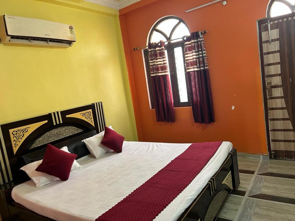 Buxar Hotel Shyam Inn מראה חיצוני תמונה