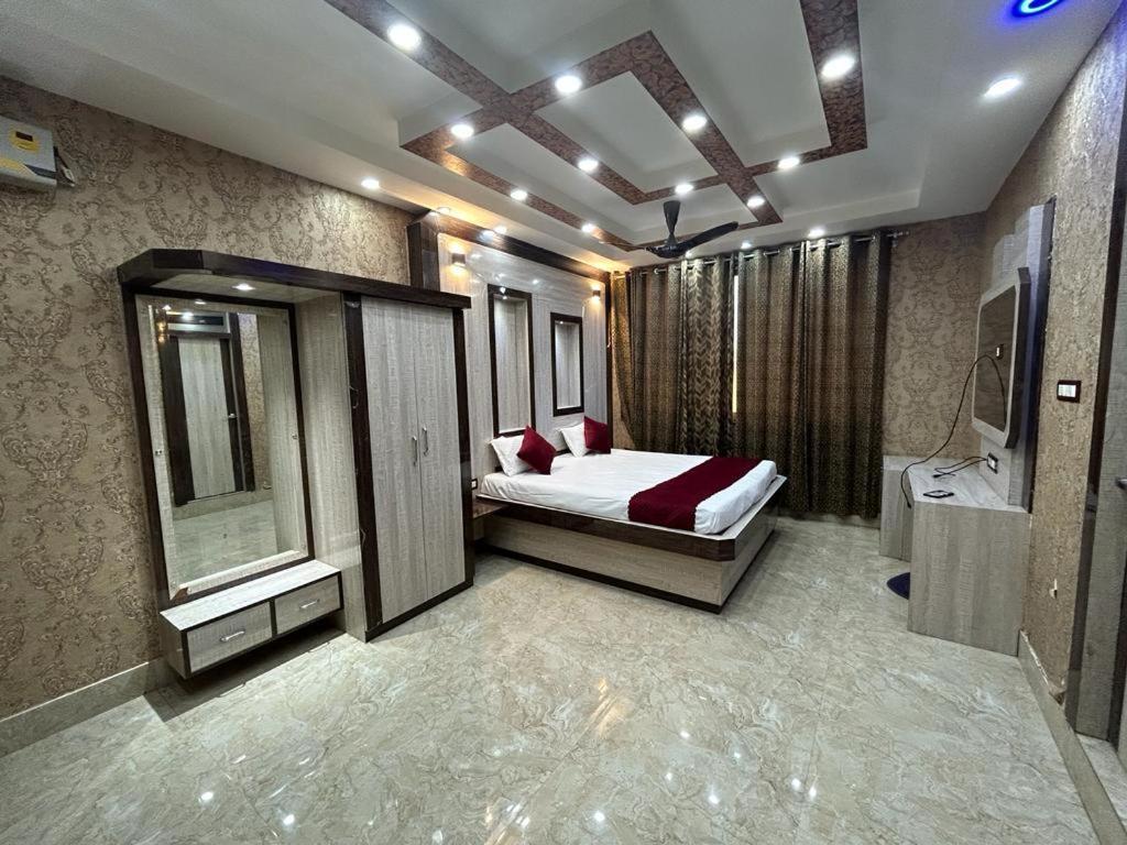 Buxar Hotel Shyam Inn מראה חיצוני תמונה