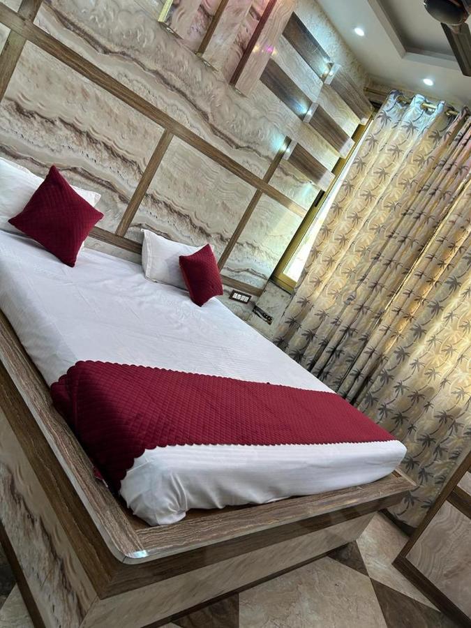 Buxar Hotel Shyam Inn מראה חיצוני תמונה